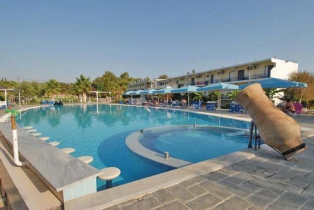 Lintzi Hotel أركودي المظهر الخارجي الصورة